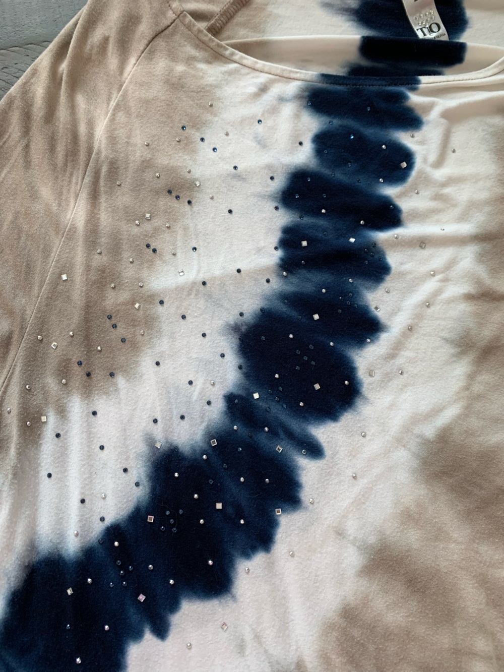 Bling Tie Dye Long Tee Plus size 2X 3/4 length sleeves Thomas and Olivia sparkle - Picture 4 of 12
